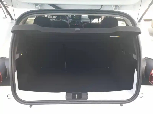 Dacia Sandero sce 65 — photo 18