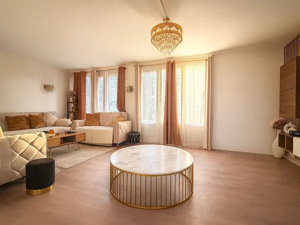 Appartement 4 pièces 80 m²