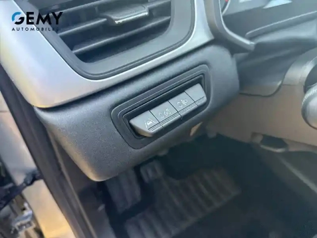 Renault Captur tce 90 — photo 19