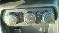 Dacia Sandero 1.0 TCe 90ch Expression — photo 15