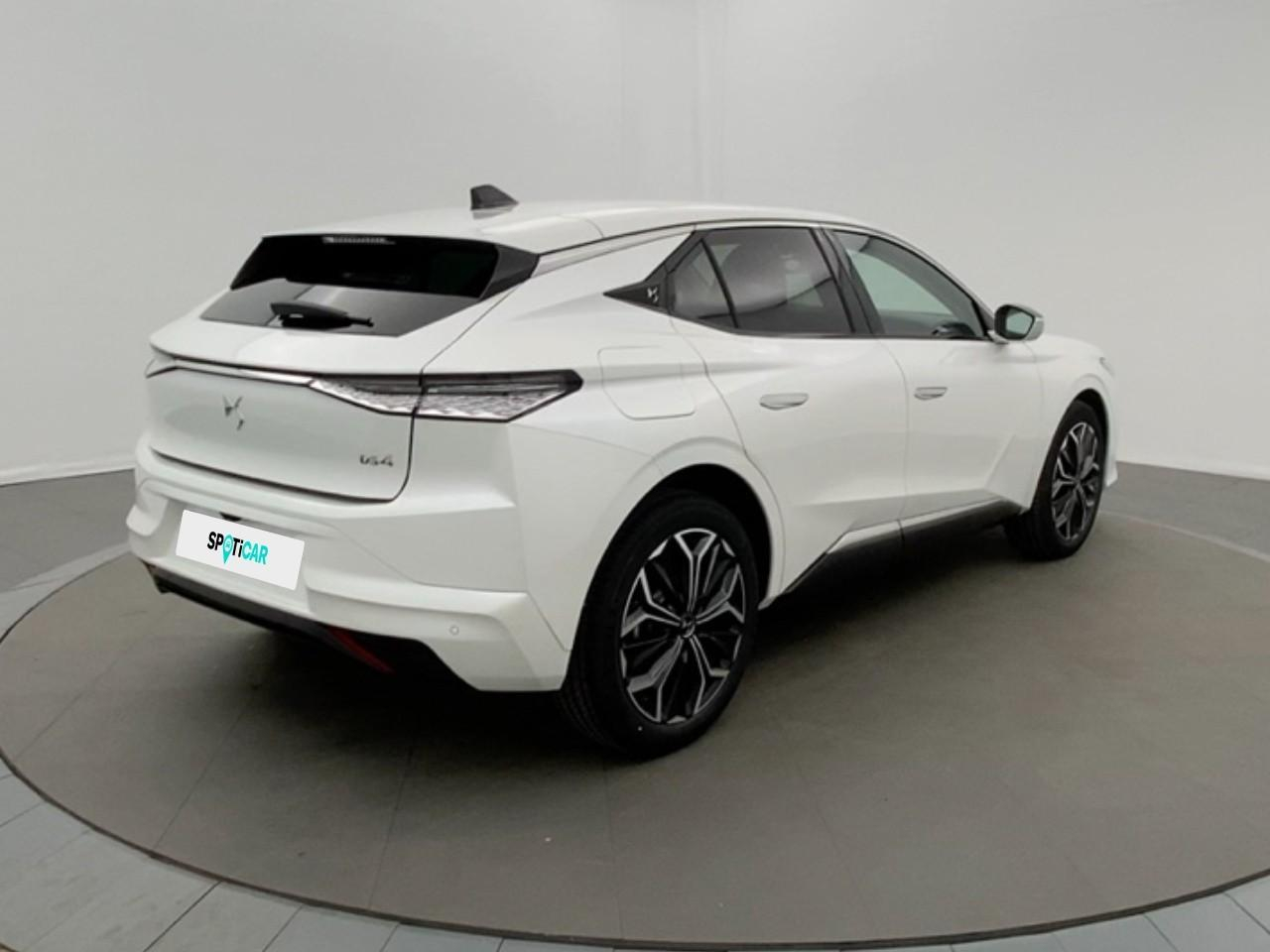 Ds Ds 4 bluehdi 130 eat8 etoile - alcantara — photo 7