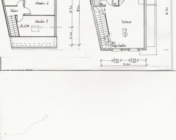 A louer, maison de ville en duplex