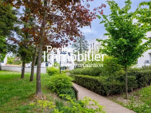 Appartement familial 4 pièces - Résidence Jadis et Demain à Saint Cucufa