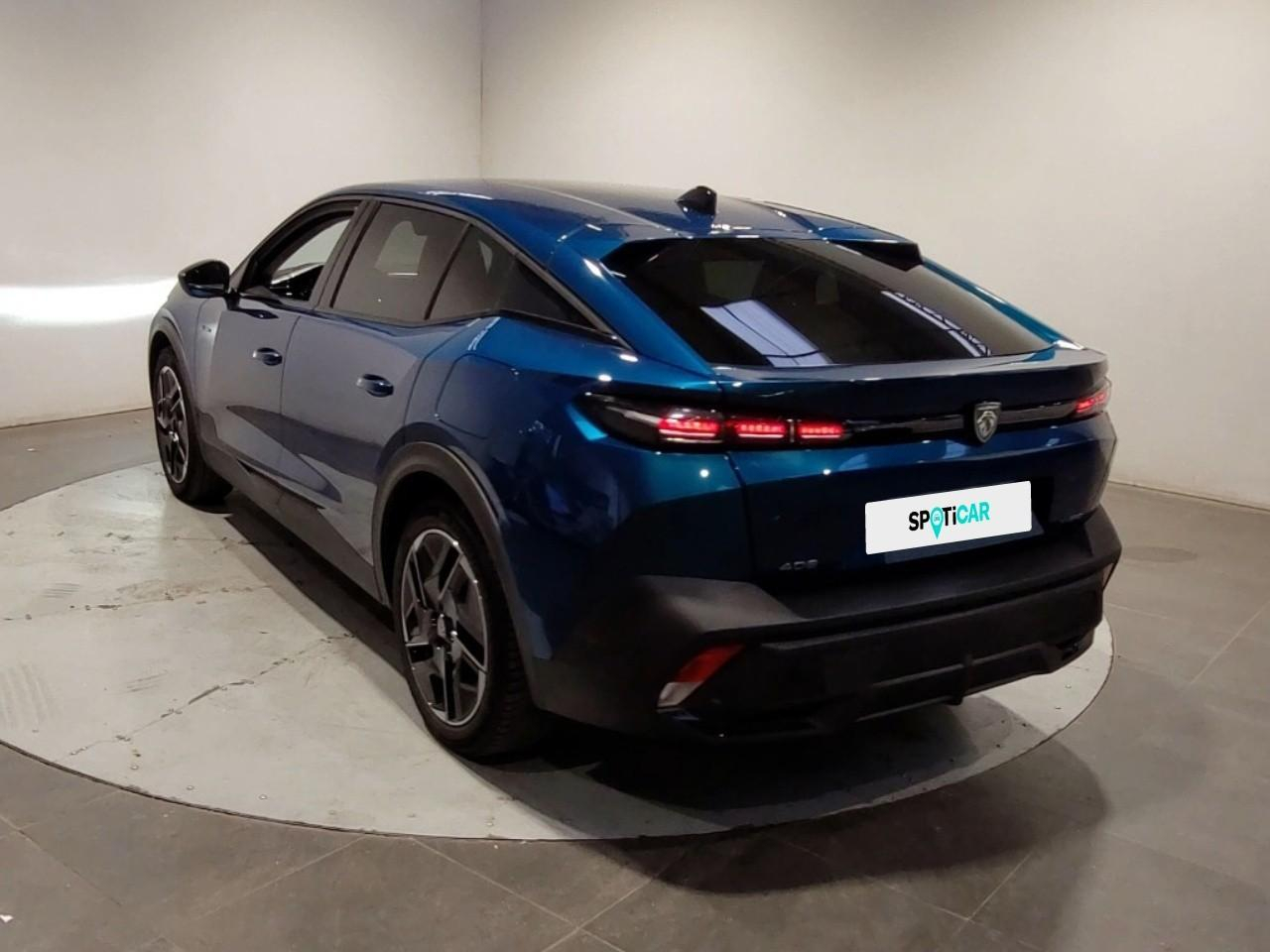 Peugeot 408 phev 225 e-eat8 allure pack — photo 3