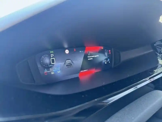 Peugeot 308 sw puretech 130ch s&amp;s eat8 — photo 10