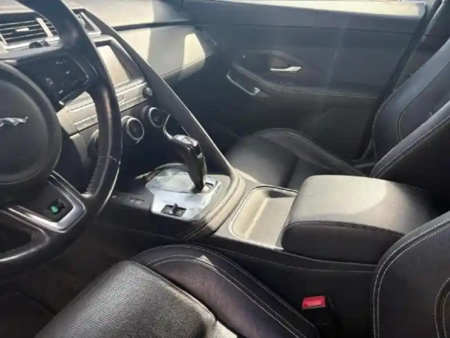 Jaguar E-Pace 2.0d 180ch r-dynamic s awd bva9 — photo 15