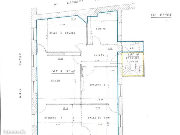 Appartement 4P - hyper centre - 1er étage - 91 m2 environ + greniers amnénageables de 92 m2 au sol