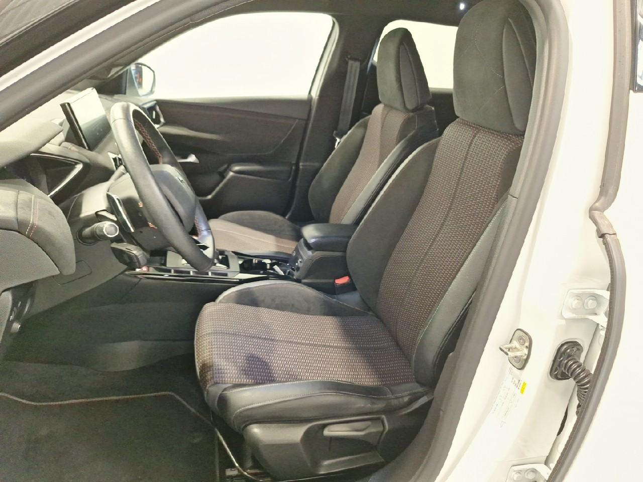 Ds Ds 3 crossback puretech 130 eat8 performance line — photo 9