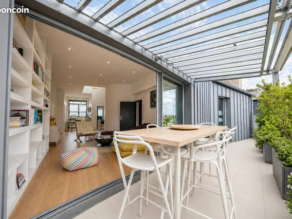 Penthouse 5 pièces 130 m²