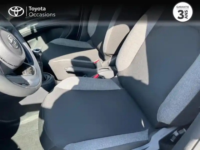 Toyota Aygo X 1.0 vvt-i 72ch dynamic my23 — photo 11