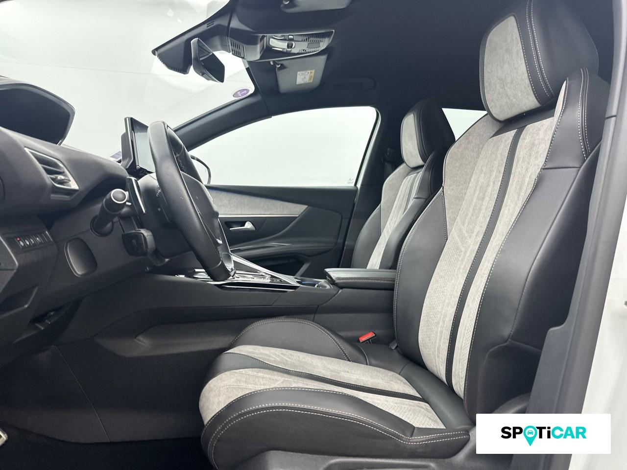 Peugeot 3008 hybrid4 300ch gt e-eat8 — photo 9