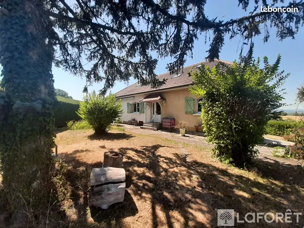 Maison 7 pièces 137 m²