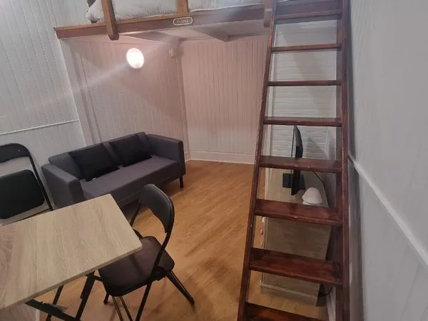 Vend studio vichy centre