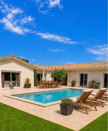 Gujan Mestras Belle villa avec piscine et 1200Mé de terrain