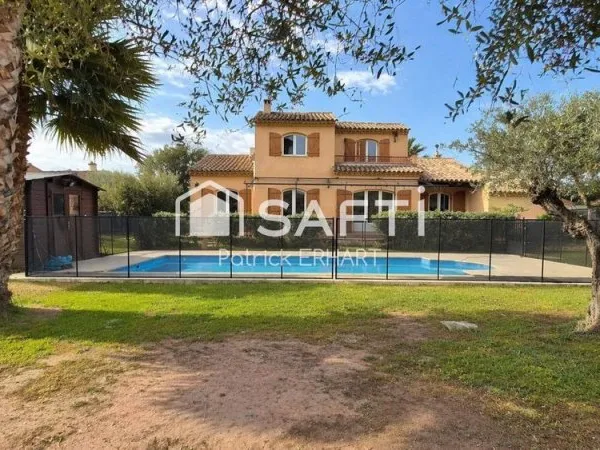 Villa provençal avec piscine au calme