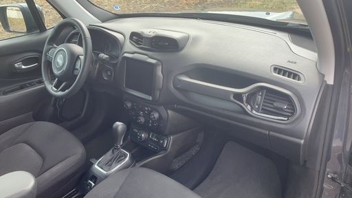 Jeep Renegade 1.3 i 190 4xe Plug in Hybrid 4WD DCT6 - Brooklyn – 2022 – 78835 km – Hybride rechargeable – Boîte Automatique — photo 17