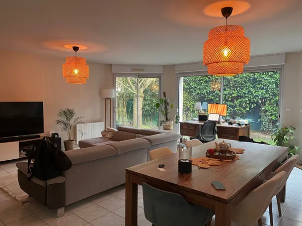 Maison Cesson Sévigné 6 pièce(s) 139 m2 habitables 164,48 au sol