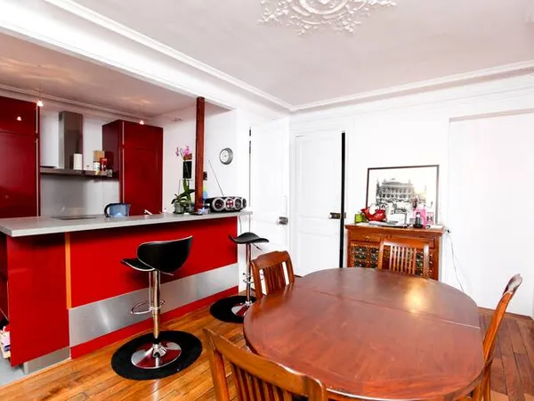 Loue chambre en colocation dans appartement
