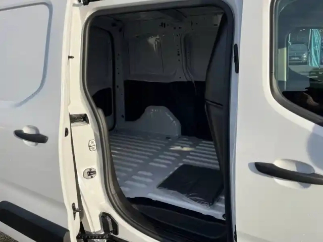 Peugeot Partner fourgon m 650 kg bluehdi 100 s&amp;s bvm6 — photo 77