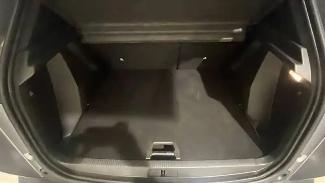 Peugeot 2008 puretech 100 s&amp;s bvm6 — photo 20