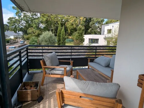 T3 avec grand balcon terrasse