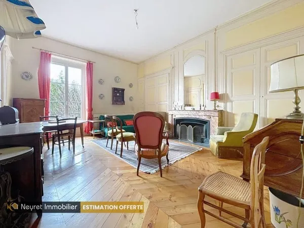 Appartement 6 pièces 145 m²