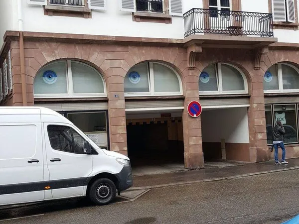 Parking 14 m²