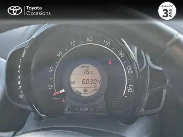 Toyota Aygo 1.0 vvt-i 72ch x-play 5p pack style pack app — photo 14