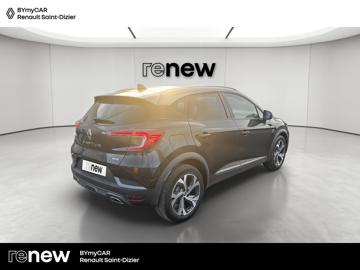Renault Captur mild hybrid 160 EDC — photo 5