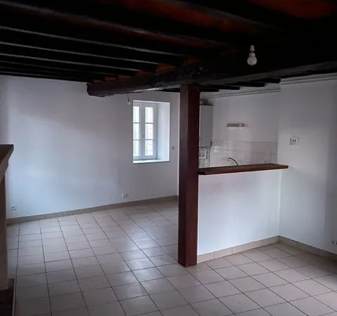 Location appartement bourg de Cressat