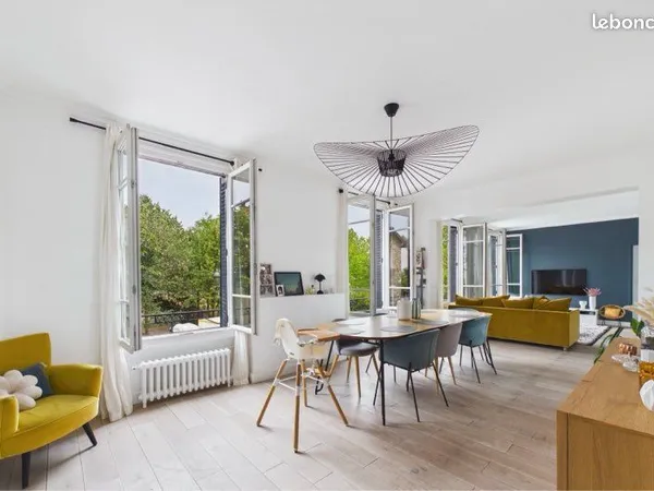 Suresnes - Quartier Liberté - Magnifique appartement 4 pièces totalement rénové