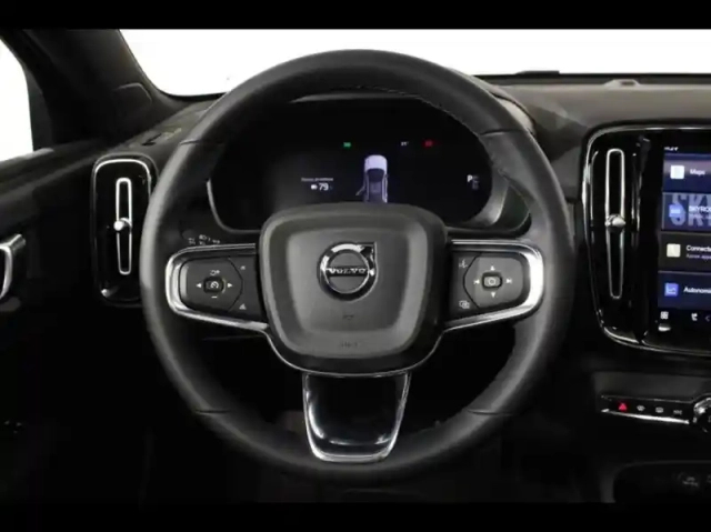 Volvo C40 recharge 238ch start — photo 27