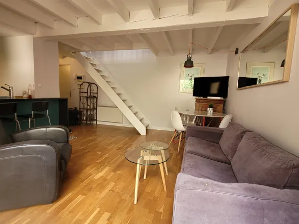 Loue Bordeaux Chartrons. T2 meublé - 49m²