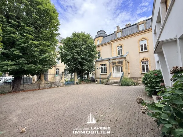 Maison de luxe 657 m²