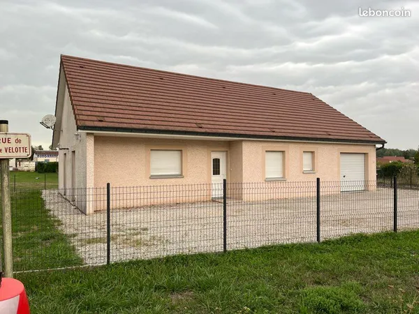 Maison à louer F4