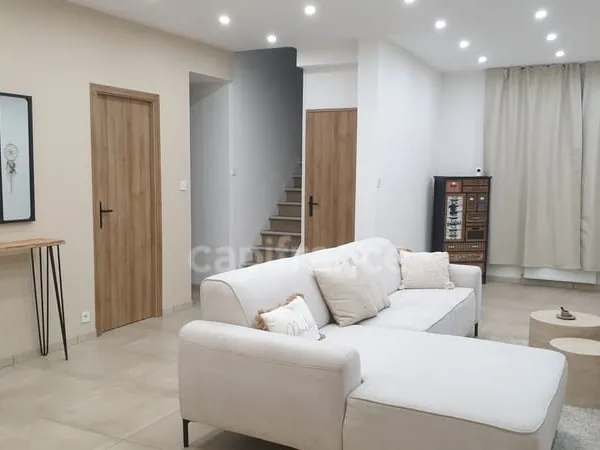 Maison d'époque entièrement rénovée à neuf à Anzin - Prête à vous accueillir