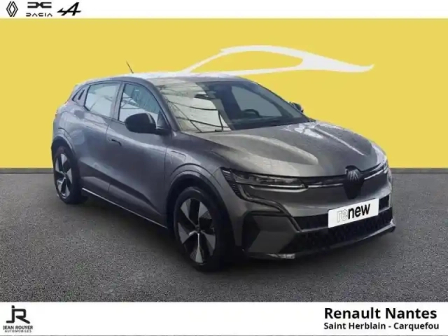 Renault Megane e-tech electric ev60 220ch equilibre super charge — photo 13