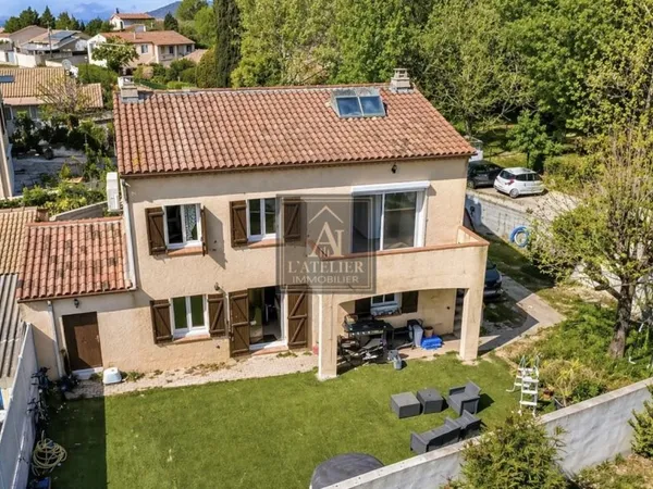 Maison de type haut de villa T4 à La Crau