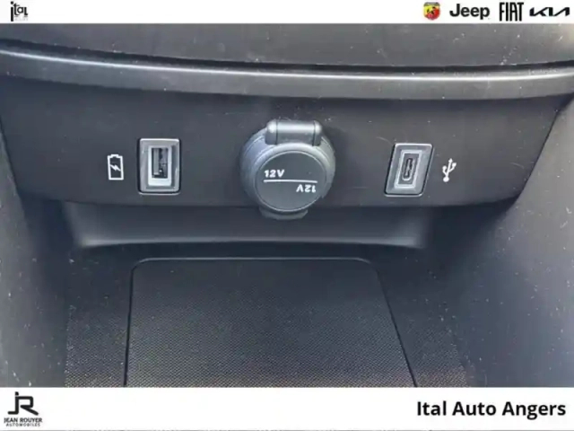 Jeep Avenger electrique 156ch 115kw altitude/238e par mois sans apport — photo 13