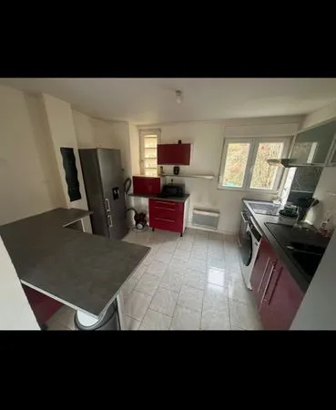 Apt 58m² T3 bois bryas 430 euros cc, 2ème étage