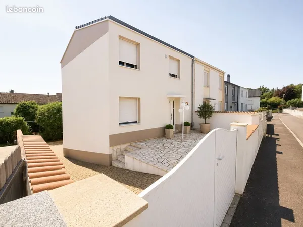 Maison 5 pièces 80 m²