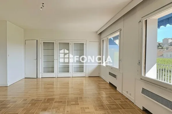 Appartement 5 pièces 146 m²