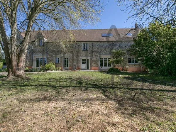 Maison Crecy La Chapelle