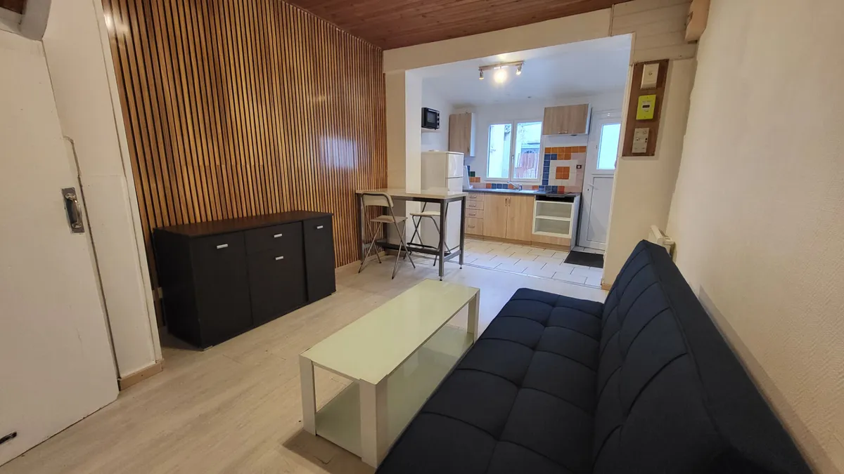 Photo 1