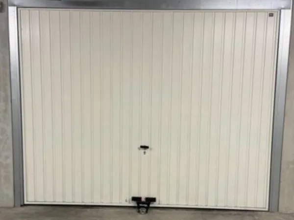 Parking/Garage/Box