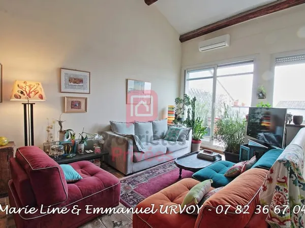 Graveson 13690 - Maison de caractère 142 m² - coeur de village - Terrasse plein sud - vue Alpilles