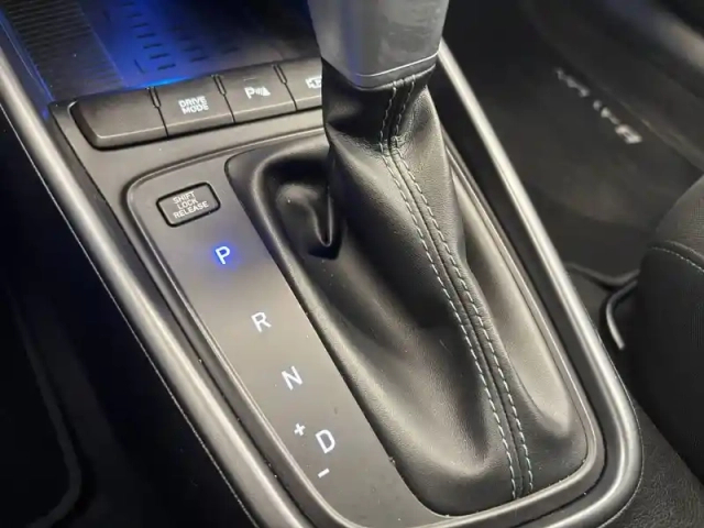 Hyundai Bayon 1.0 t-gdi 100 dct-7 hybrid 48v — photo 2