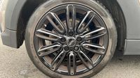 Mini Mini Cooper S 178ch Edition Camden BVA7 — photo 32