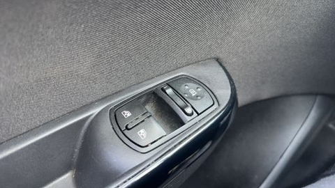 Opel Corsa 1.4 90 - Black Edition – 2019 – 106098 km – Essence – Boîte Manuelle