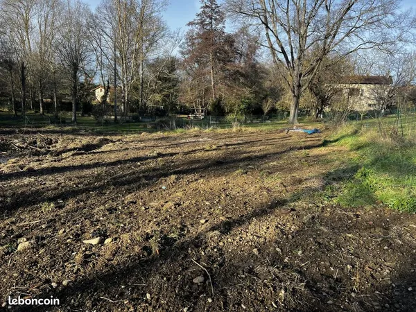 Terrain 801 m² Saint-Lys